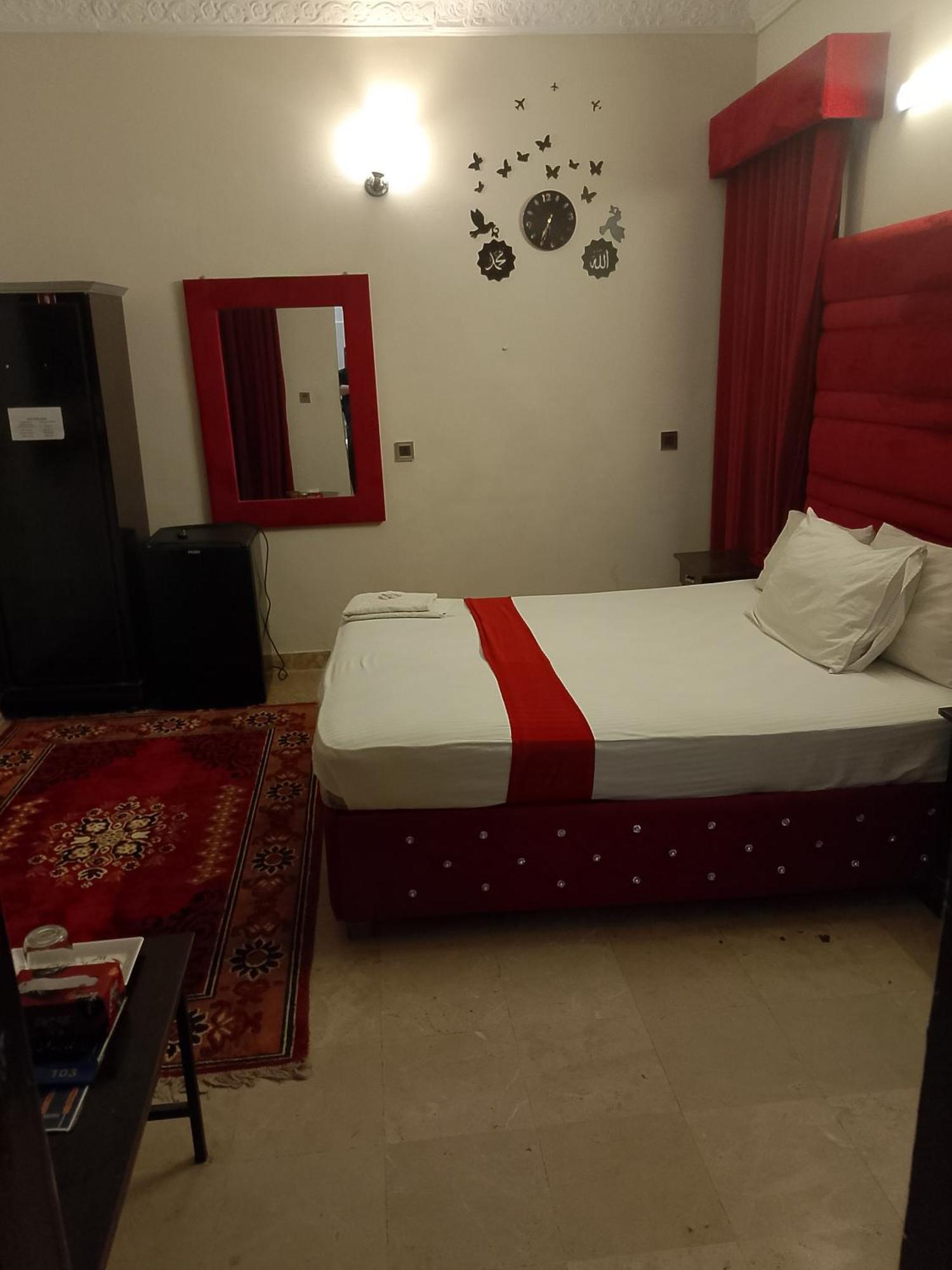 Hotel Royal Grand Lahore Luaran gambar